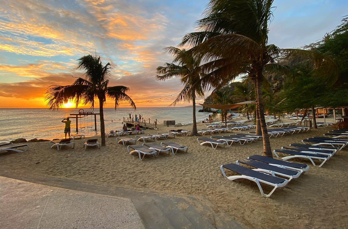 plage de kokomo curaçao